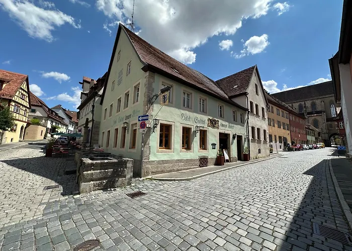 Schwarzer Adler Otel