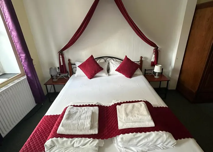 Otel Schwarzer Adler 3*