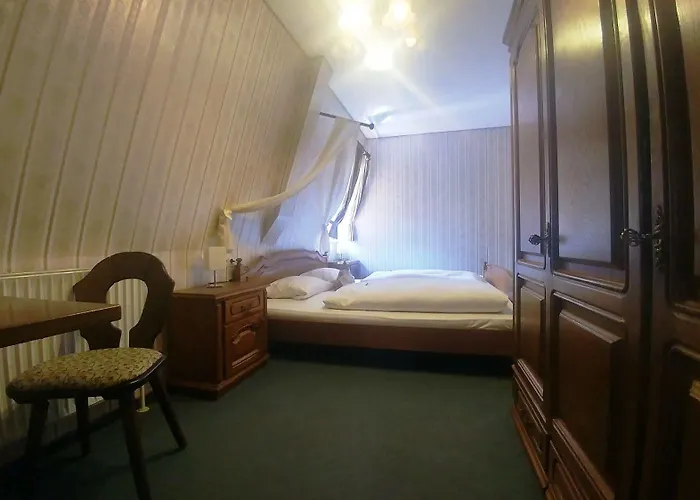 Otel Schwarzer Adler 3*