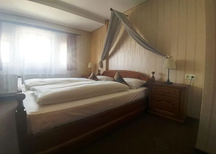 Schwarzer Adler Otel