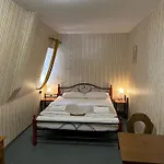 Schwarzer Adler Szálloda