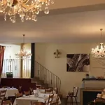 Schwarzer Adler Szálloda 3*